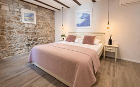 Split Old Town Rooms Matushko